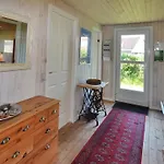 Annalina - 1-1km From The Sea By Interhome *