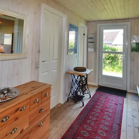 Annalina - 1-1km From The Sea By Interhome *