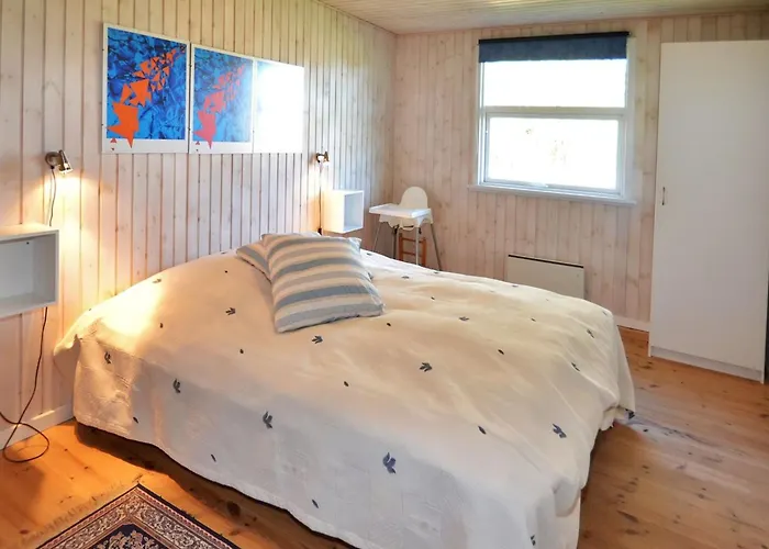 Annalina - 1-1km From The Sea By Interhome Semesterbostad *