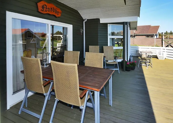 Annalina - 1-1km From The Sea By Interhome