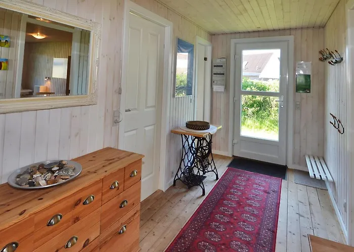 Annalina - 1-1km From The Sea By Interhome *